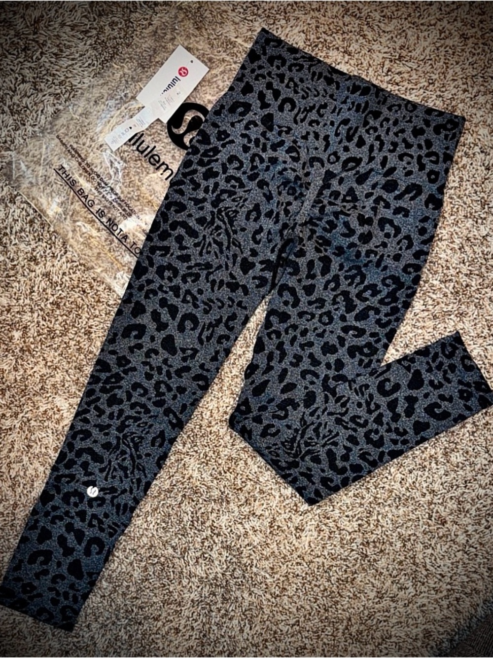 Lululemon Leggings — Size 2/Small — NWT